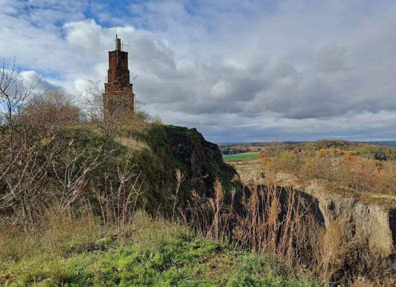 Zřícenina Hradu Veliš, Czech Republic (Czechia)